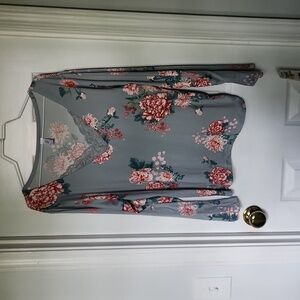 NWT Flora shirt, floral, medium